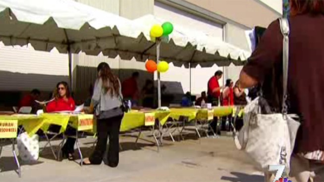 Jenson Meats is looking to hire 200 positions after agreeing to stay in San Diego. NBC 7's Brandi Powell reports. 