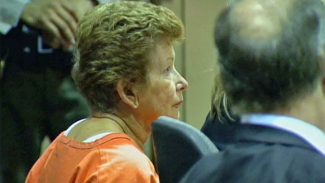 Lois Goodman's attorneys successfully argued for bail to be reduced from $1 million bail at the Van Nuys court appearance, in which the 70-year-old tennis referee pleaded not guilty to bludgeoning her 80-year-old husband to death with a coffee mug. Lolita Lopez reports from Van Nuys on Aug. 29, 2012.