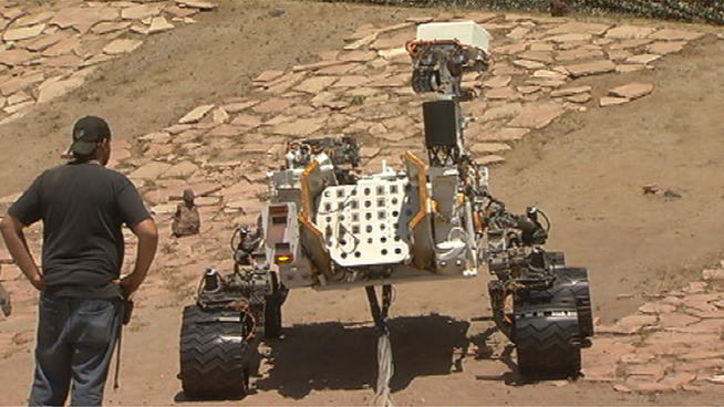 Six local scientists will join NASA Sunday on an extremely ambitious mission  landing a robot on planet Mars. Some of those scientists an SDSU alumni. NBC 7's Chris Chan reports.