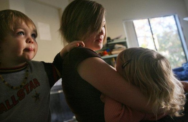 Breast Feeding - Facebook Faux Pas? 