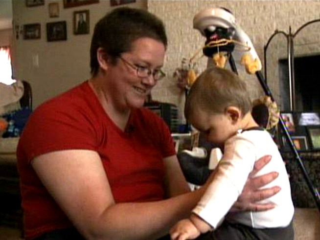 A pregnant mom fights cancer a second time, reports Channel 4 San Diego.