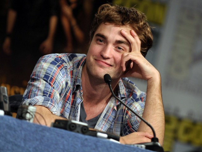 ROLL CALL: The "New Moon" Nude Scene!