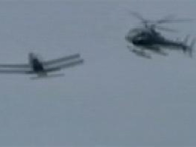 Shocking home video taken by a Italian tourist shows the dramatic moments before the crash in the skies over the Hudson River.