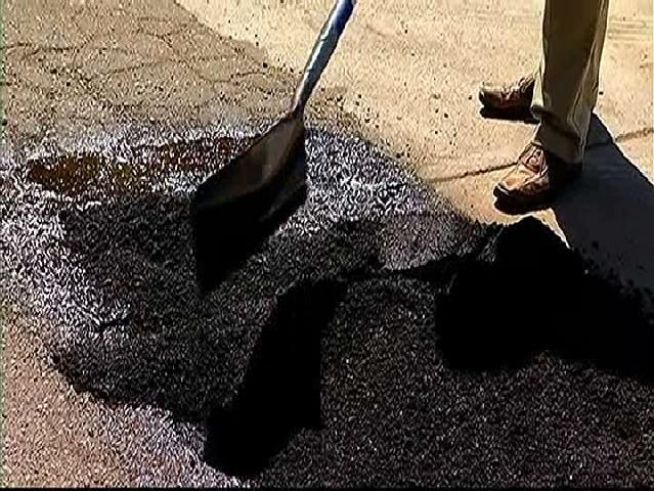 Mayoral candidate Carl Demaio announced his plans for potholes. Gene Cubbison reports