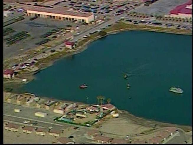 A marine was killed after an amphibious assault vehicle sinks in a harbor at <a title=