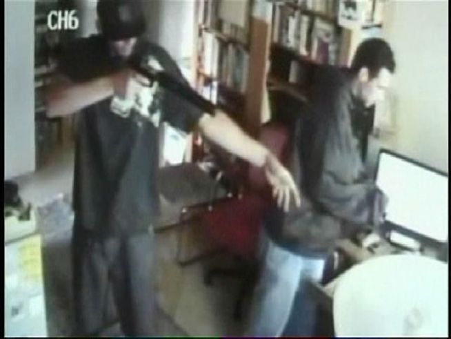 San Diego Police have released dramatic surveillance video and pictures from a home invasion robbery in Bay Ho. NBC7s Danya Bacchus reports.