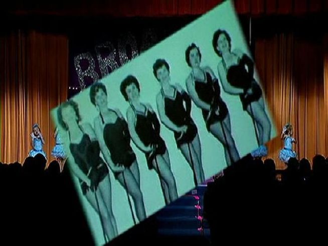 Dance students and family paid tribute to slain 94-year-old dance teacher Jean Eskridge Saturday with a touching recital. Eskridge was murdered in her home last month. NBC 7's Steven Luke reports.