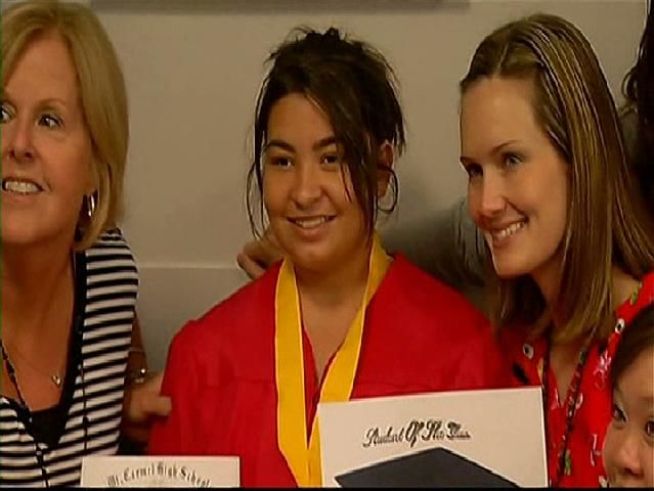 Student Salma Al-Hinn received a kidney transplant this week, causing her to miss her graduation from Mt. Carmel High School. On Friday, a special grad ceremony was held for the teen at Rady Children's Hospital. NBC 7's Danya Bacchus reports.