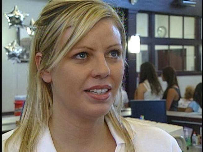 Plus-Size Model Poses as a Good Influence