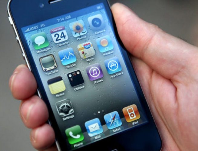 Dr. Bruce Hensel reports on a new study that finds that reading text, watching movies or playing games on small hand held screens could cause problems with your eyesight.