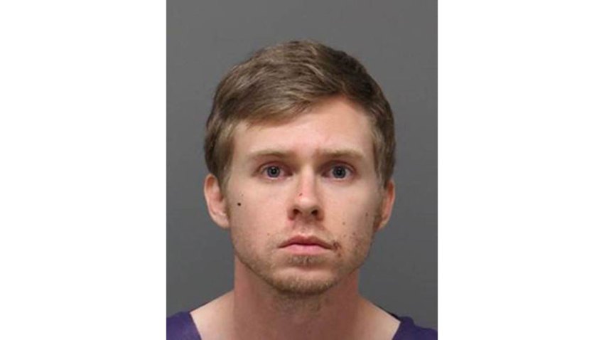 170905-matthew-phelps-ew-326p_90af469ad76fde738a41e55468bab1ad.nbcnews-ux-2880-1000