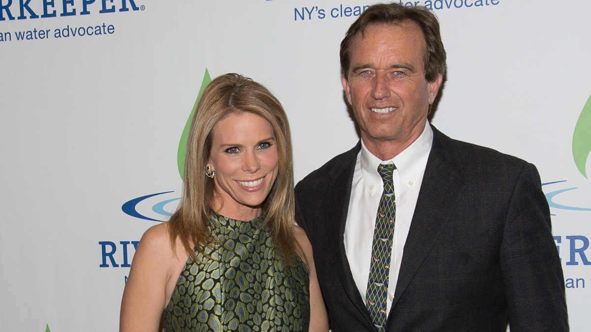 Robert Kennedy Jr. Marries Actress Cheryl Hines NBC 7 Robert Kennedy Jr. Marries Actress Cheryl Hines NBC 7