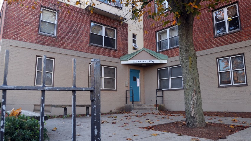Obama's aunt's apartment building in Boston
