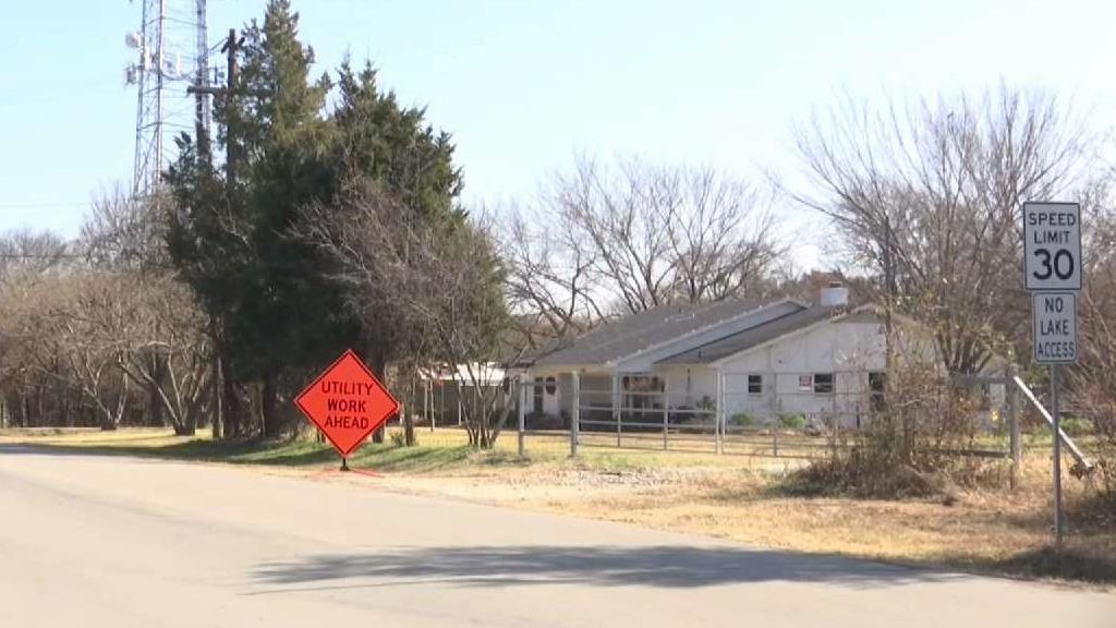 Https Www Nbcsandiego Com News National International Late Night White House Briefing Sarah Huckabee Sanders 2120286 Late Night What Does President Trump Ask For When He Goes In To Supercuts Sarah Huckabee Sanders Holds An Impromptu