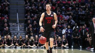 Malachi Flynn made sure the Aztecs didn’t lose another one in the regular season. (Photo by Kent Horner/Getty Images)