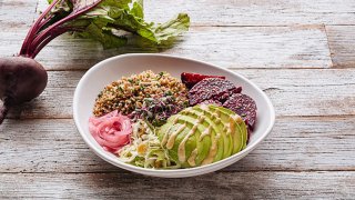 Beet__Avocado_Bowl_-_Photo_Credit_Urban_Plates_t670