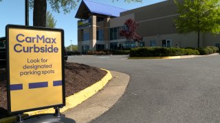 CarMax Curbside sign