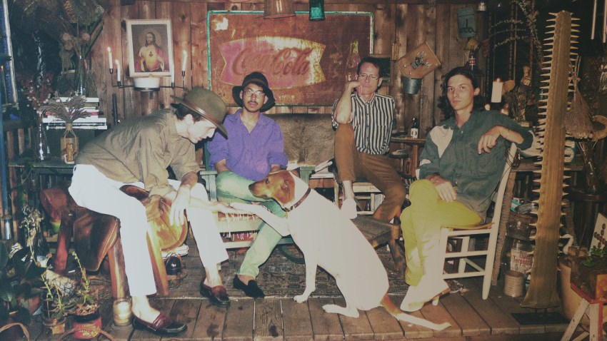 <h2>Deerhunter</h2>