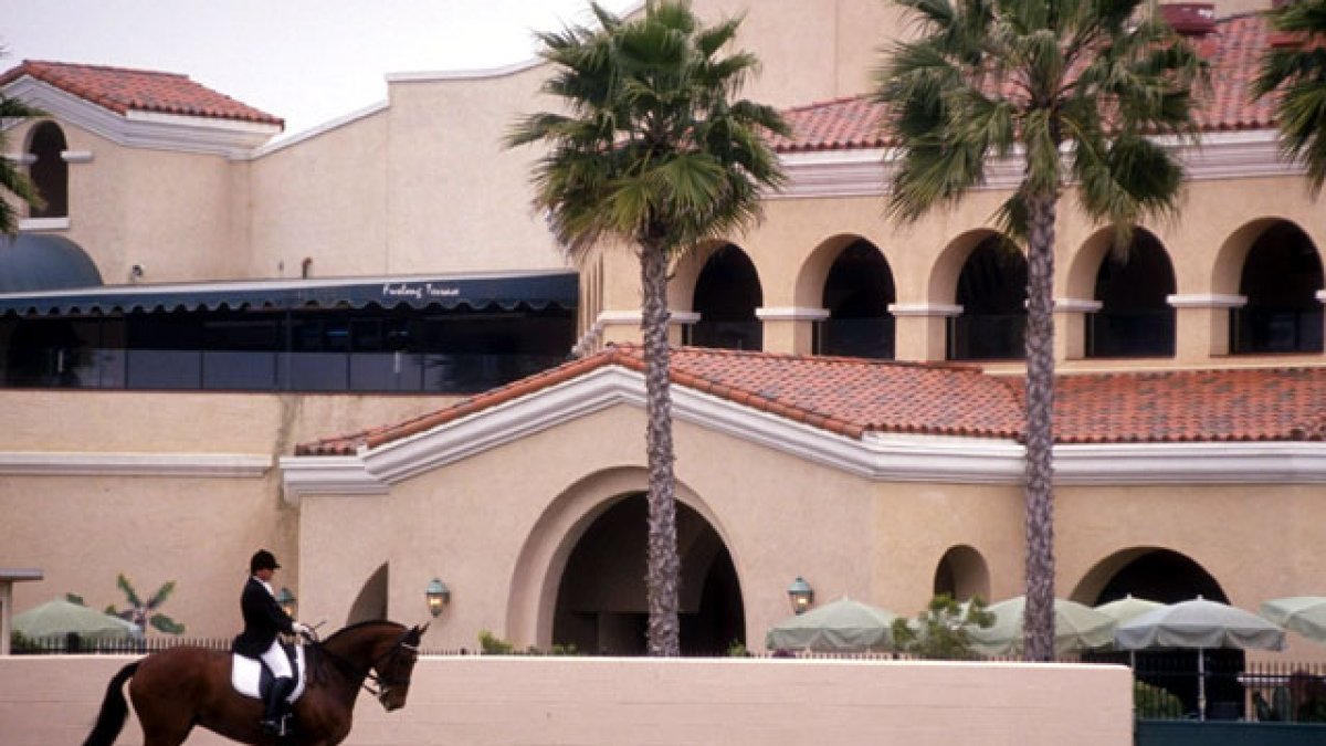 ‘Light at the End of the Tunnel’ San Diego Opens 5th Vaccination Super