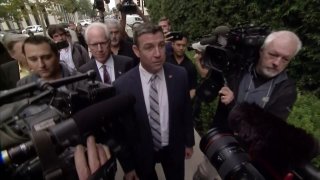 Duncan Hunter arrives at San Diego federal courthouse.