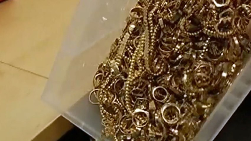 Gold-Price-generic-0122