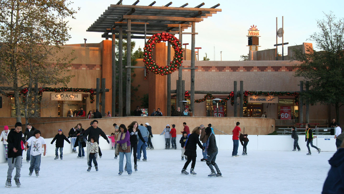 Viejas Outlets Ice Skating Rink Opens for Holidays NBC 7 San Diego