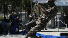 Jackie_Robinson_Statue