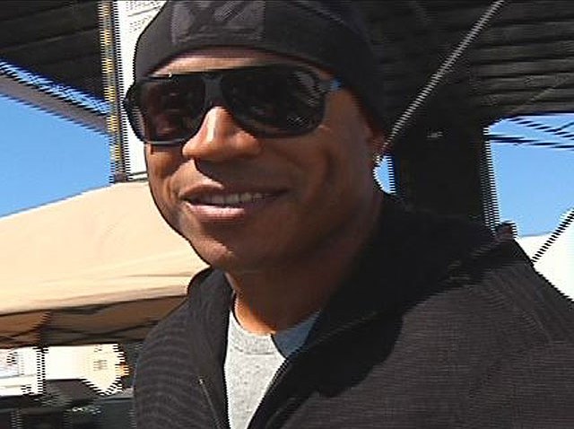 LLCoolJ_FleetWeek2