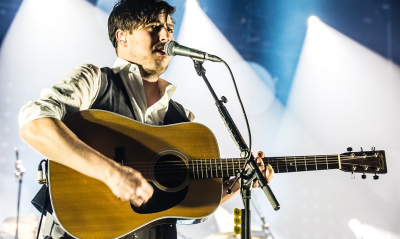 Mumford and Sons Michel Dussack (20)