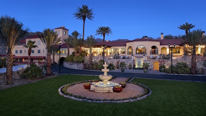 Front Entrance - Oasis at the Death Valley