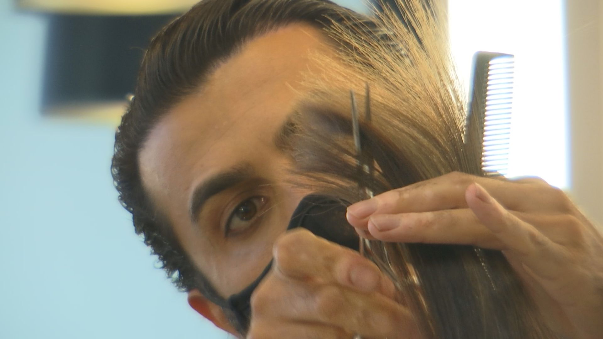 Mauricio Umansky Gets First Haircut of 2020