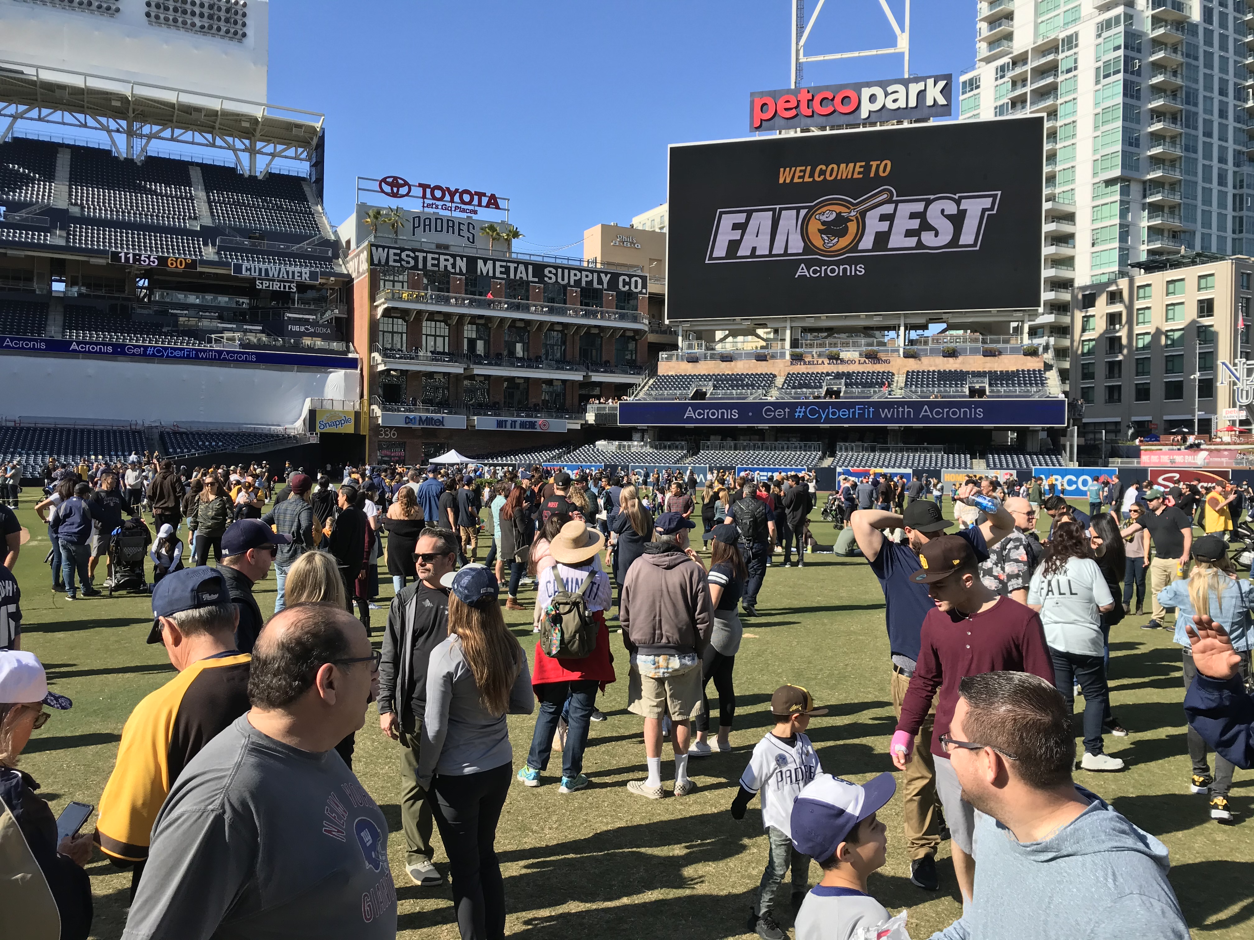 Padres FanFest  San Diego Padres