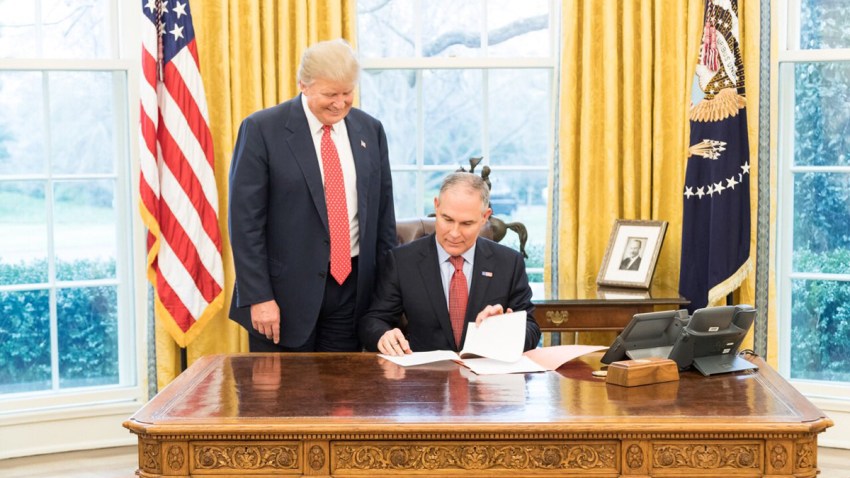 Pruitt-Oval-Office