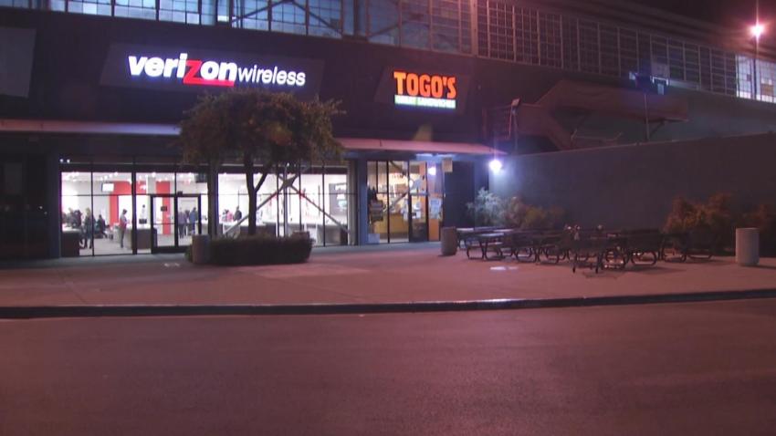 SAN LEANDRO VERIZON ROBBERY VSV (WED) - 00000418