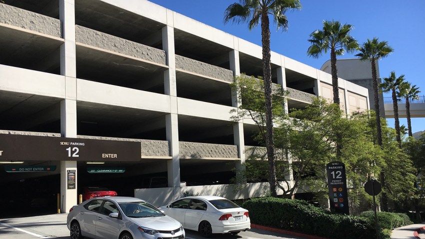 SDSU-Parking-Garage-12-0293