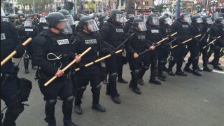 San-Diego-Police-Riot-Gear-052716