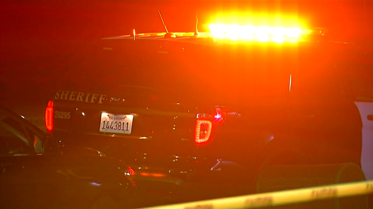 Hummer driver hospitalized after hitting fuel tanker in Poway