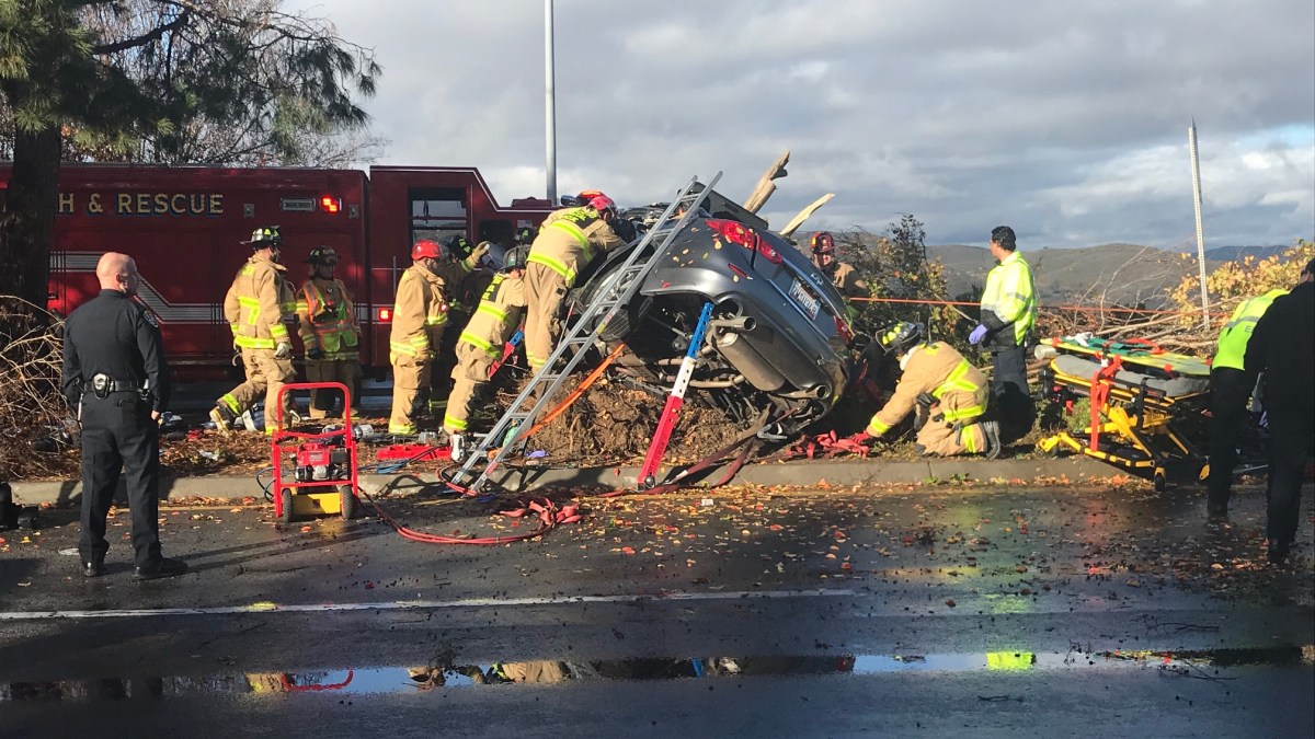 Woman Trapped, Seriously Injured in Scripps Ranch Crash NBC 7 San Diego