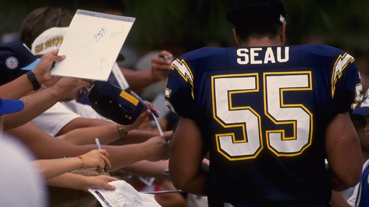 Junior Seau Induction into Professional Football Hall of Fame – NBC 7 San  Diego