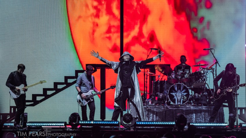 Smashing Pumpkins by Tim Fears