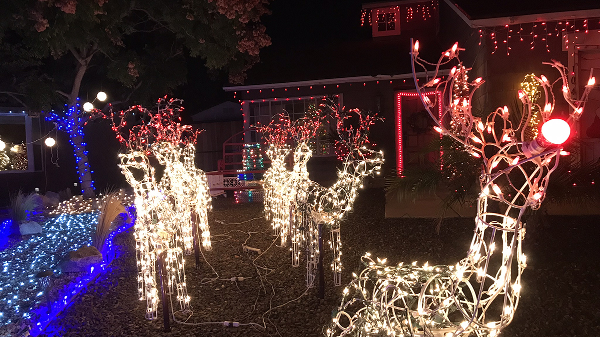 Photos Starlight Circle in Santee Among MustSee Holiday Light