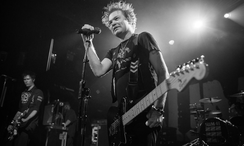Sum 41 Michel Dussack (11)
