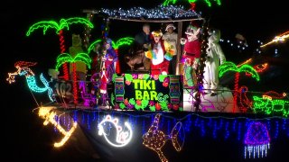 TZ BOAT PARADE OF LIGHTS 3