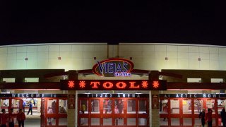 Tool Viejas Arena 1.9.16 Alex Matthews (43)