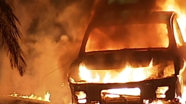 TruckFire1029-2