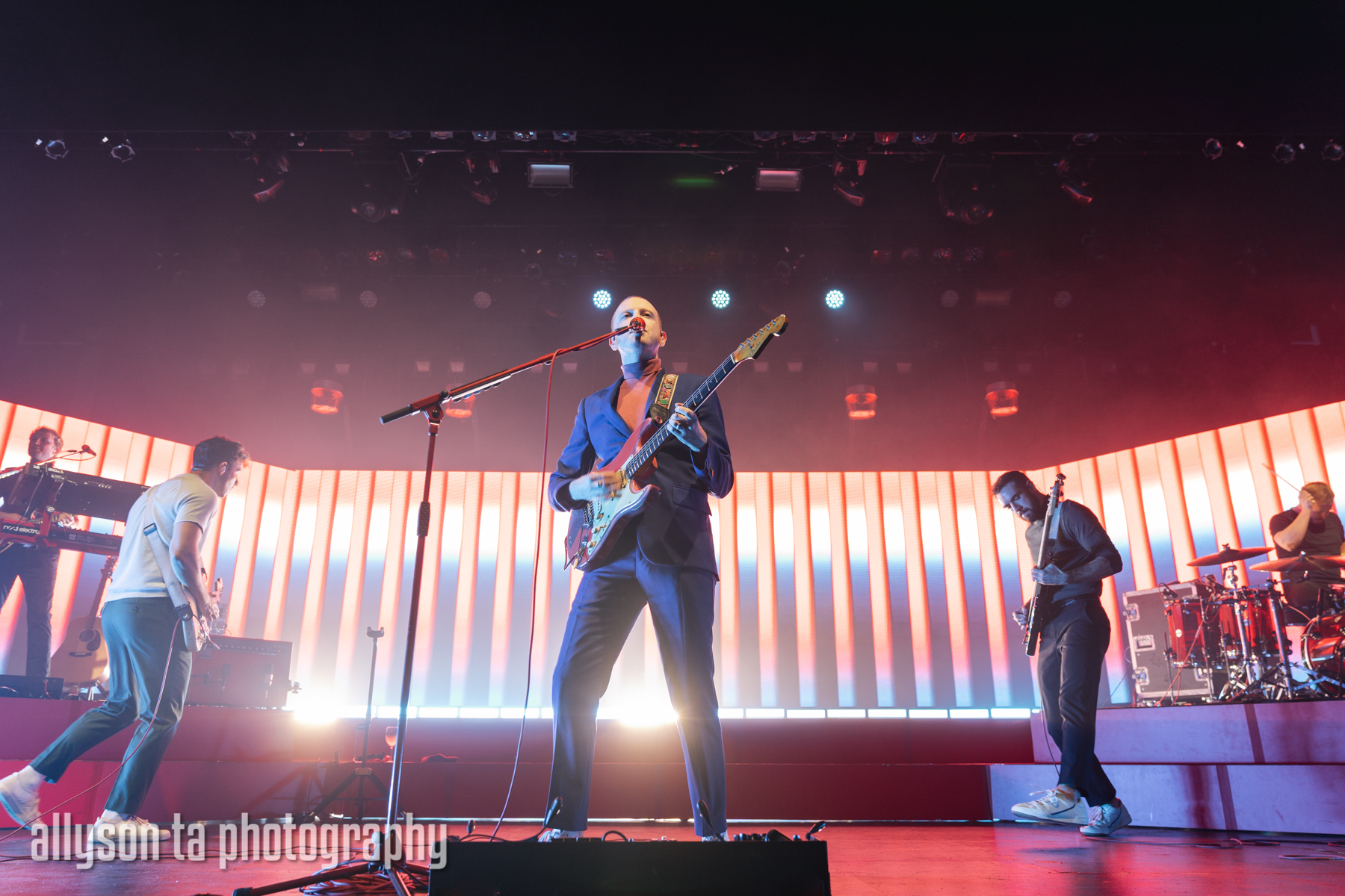 Pics Two Door Cinema Club At The Observatory North Park Nbc 7