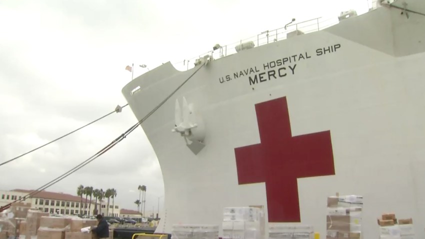 USNS-Mercy-Typhoon-Aid