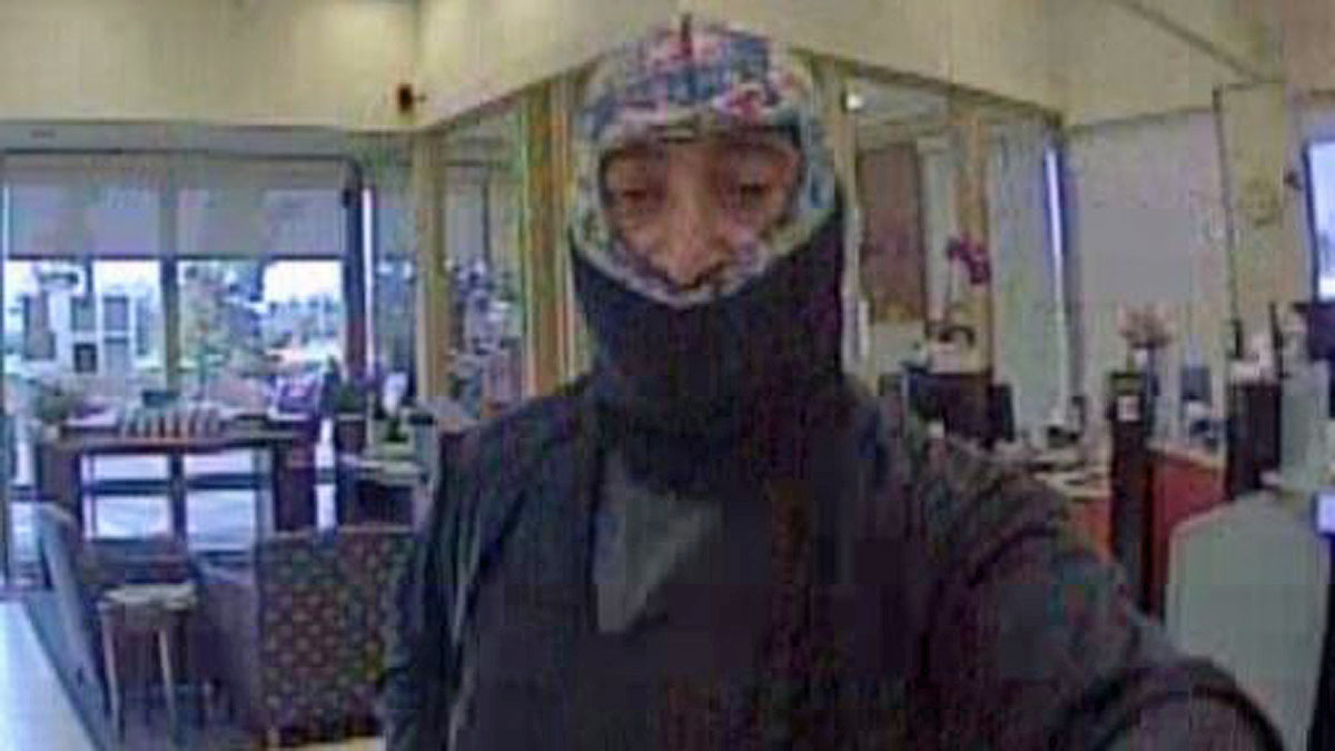 A former San Diego bank robber, recently out of prison, robbed again. It's  not uncommon - The San Diego Union-Tribune
