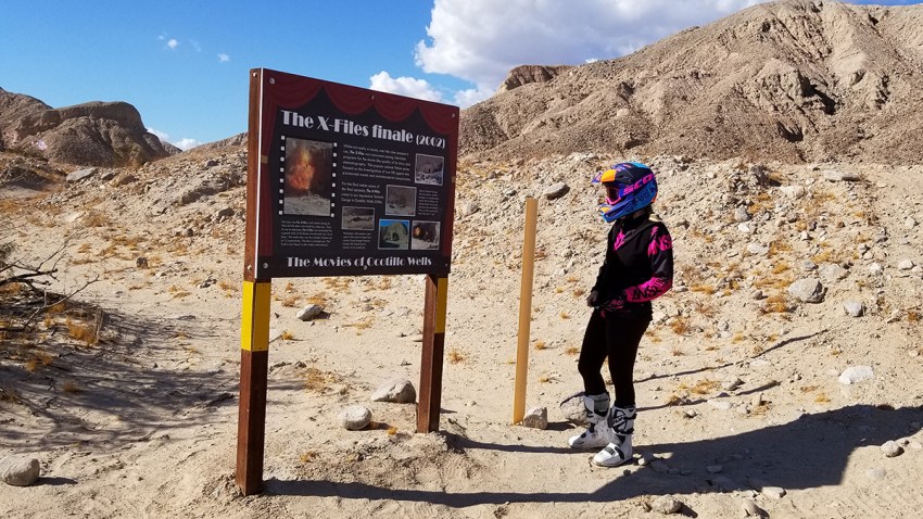XFiles-Ocotillo-Wells-Finale-Scene-Shot-Sign-2018