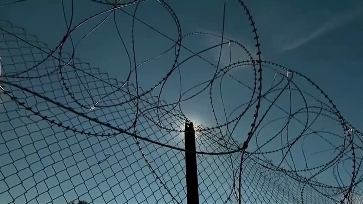 Mexican Migrant Dies After Falling From Border Fence in Otay Mesa – NBC ...